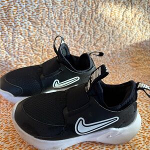 Nike Kids Black and White Slip-On Sneakers